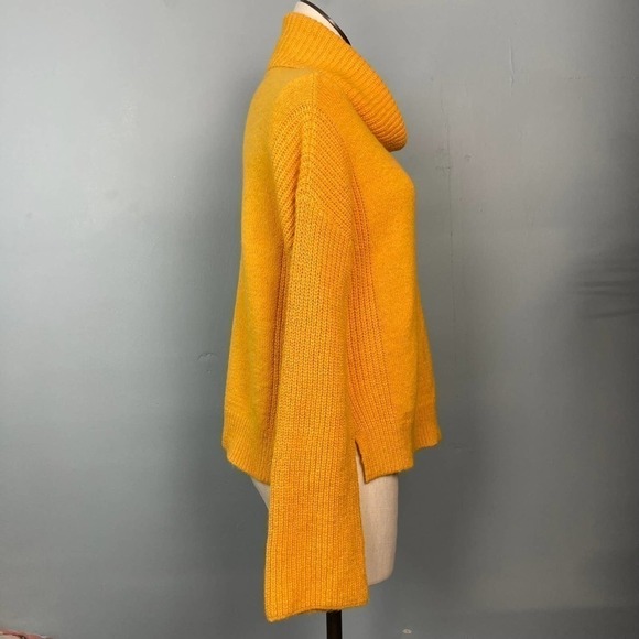 CALVIN Klein Jeans Goldenrod Yellow Rolled Cowl Neck Wool Blend Sweater Womens M - Picture 6 of 12